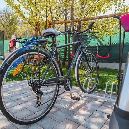 Dina Comfortable Вилла Лабин